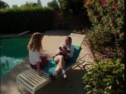 Captura de 'Naughty Teenage Lesbians 2' nº 40