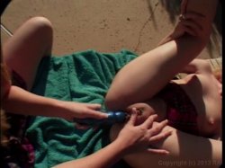 Captura de 'Naughty Teenage Lesbians 2' nº 67