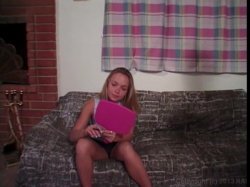 Captura de 'Naughty Teenage Lesbians 2' nº 70