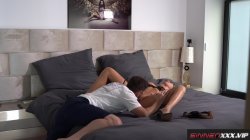 Captura de 'Cum In My Pussy - Hot MILF Can't Stop Cumming' nº 21