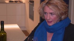 'Big Tit MILF Seeks Girl 2' screenshot nº 40