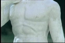 Captura de 'On Her Back' nº 2