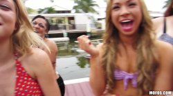 Captura de 'Real Slut Party 19' nº 101