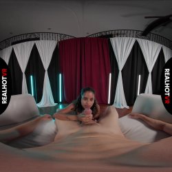 Captura de 'Stuffed Latin Stripper' nº 32