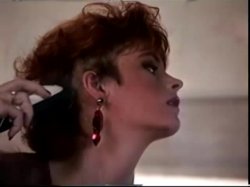 Captura de 'Stevi Shaves Her Head' nº 30