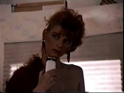 Captura de 'Stevi Shaves Her Head' nº 35