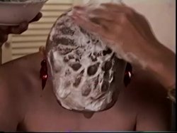 Captura de 'Stevi Shaves Her Head' nº 106