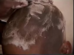 Captura de 'Stevi Shaves Her Head' nº 115