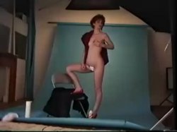 Captura de 'Stevi Shaves Her Head' nº 13