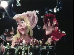 'Let My Puppets Come' screenshot nº 105