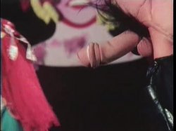 'Let My Puppets Come' screenshot nº 115