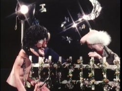 'Let My Puppets Come' screenshot nº 117