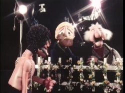 'Let My Puppets Come' screenshot nº 118