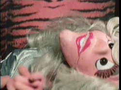 'Let My Puppets Come' screenshot nº 57
