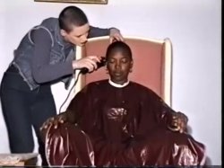 'Veronica Waters - Bald & Balled 2' screenshot nº 77