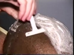 'Veronica Waters - Bald & Balled 2' screenshot nº 95