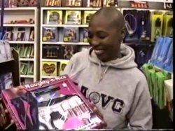 'Veronica Waters - Bald & Balled 2' screenshot nº 11