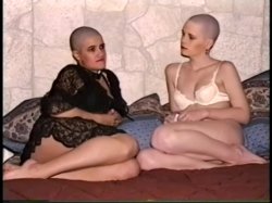 Captura de 'Jennifer's Bald Sex Combo' nº 32