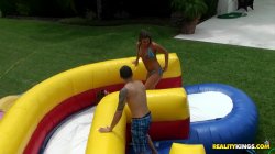 '8th Street Latinas Vol. 16' screenshot nº 26