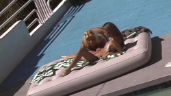 Captura de 'Suck Cocks Licks Clits 2' nº 105