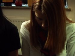 Captura de 'UK Lesbian Spanker' nº 9