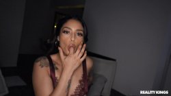 Captura de '8th Street Latinas Vol. 49' nº 57