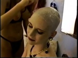 'Stevi's Second Shaved Shoot' screenshot nº 104