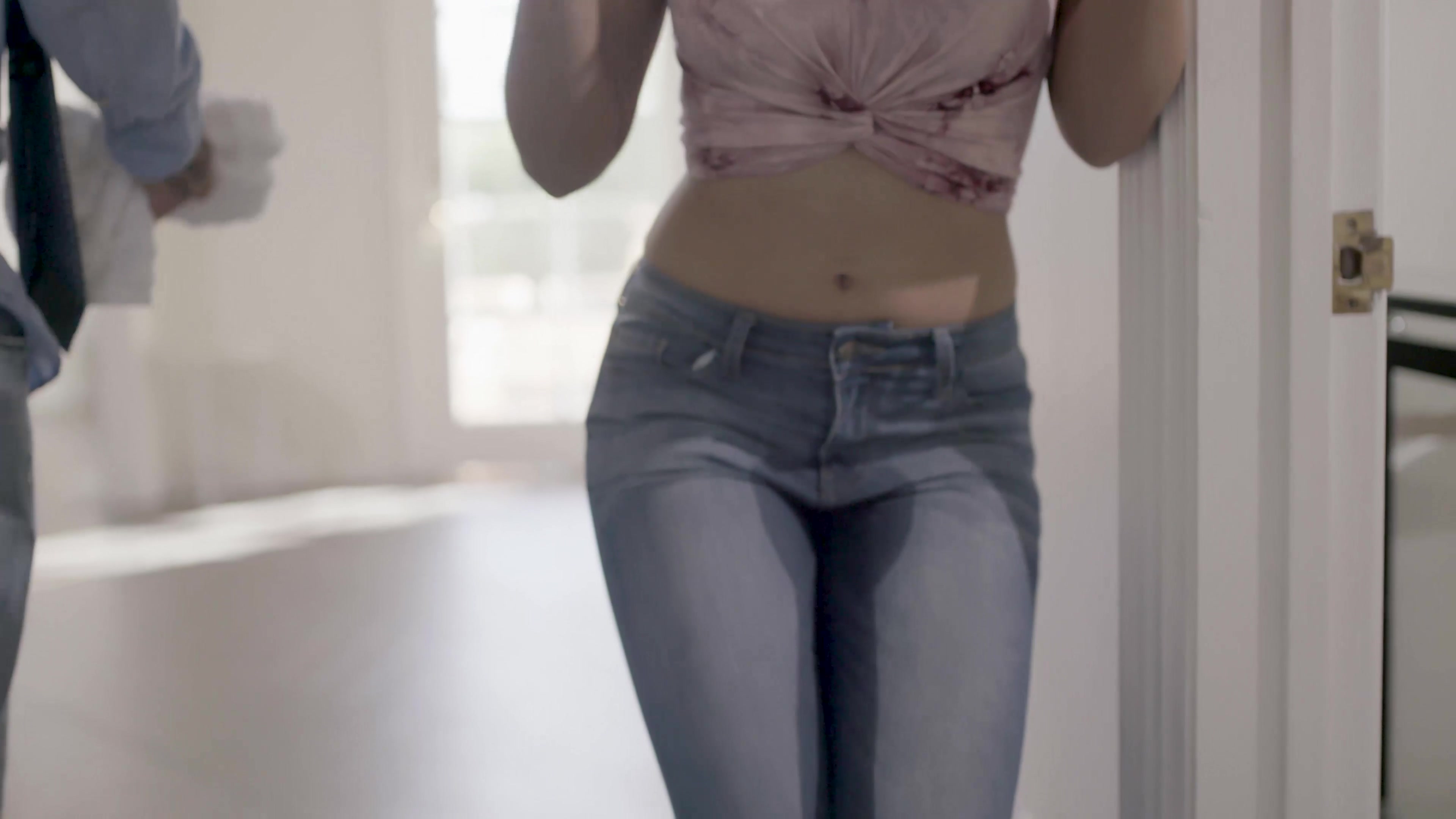 Asian Babe Kendra Spade Gets Her Pussy Licked and Fucked by Tatted Stud Der...