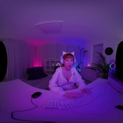 Captura de 'Erotic Gaming Session starring Lilly Mays' nº 5