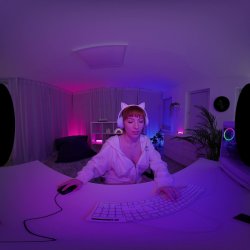 Captura de 'Erotic Gaming Session starring Lilly Mays' nº 8