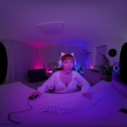 Captura de 'Erotic Gaming Session starring Lilly Mays' nº 11