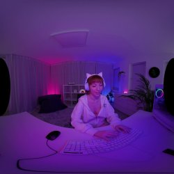 Captura de 'Erotic Gaming Session starring Lilly Mays' nº 2