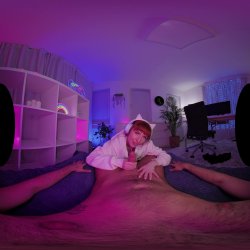 Captura de 'Erotic Gaming Session starring Lilly Mays' nº 24