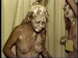 Captura de 'Porn Stars Pied' nº 54