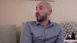 Captura de 'Cheating girlfriend throatfucked by office bully' nº 9