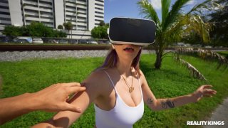 Titty Bouncing VR Jogging Screenshot