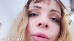 Captura de 'Four Girls Visit For A Live Orgy' nº 1