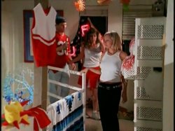 Captura de 'Debbie Does Dallas - East Vs West' nº 40