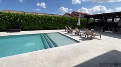 'My Sexy Neighbor Came to Use the Pool But Got a Splash of Cum' screenshot nº 2