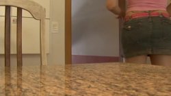 Captura de 'Leticia Venture & Arcanjo Amaro Tranny Strip Suck Handjob Anal Cumshot Collector Scene' nº 1