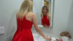 Captura de 'Wifey Gives Our Real Estate Agent a Bonus' nº 5