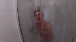 'Behind the Scenes in the Shower with Venom Evil: Wet, Fun, and Fucking Hot' screenshot nº 70