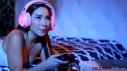 'My Stepdaughter Is A Gamer Girl' screenshot nº 2