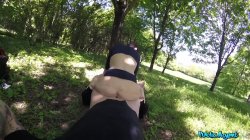 Captura de 'Public Agent Presents - Amazing Ass Rides Big Cock In Public' nº 128