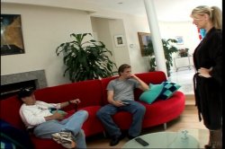 Captura de 'Cheating Housewives' nº 5