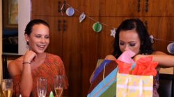 Captura de 'Lesbian Parties' nº 7