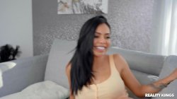 '8th Street Latinas Vol. 43' screenshot nº 90