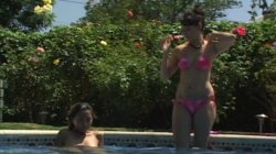 'Hot Lesbian Attraction Vol. 2' screenshot nº 18