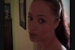 'Young Natural Breasts' screenshot nº 2