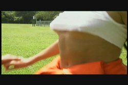 Captura de 'Dumb Blonde' nº 4